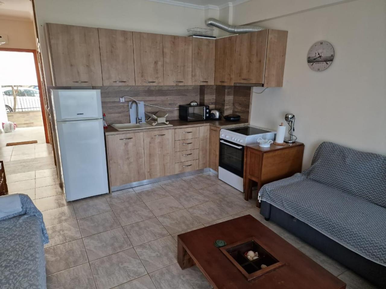 Kyana Big Blue Apartments Agia Paraskevi  Exterior photo