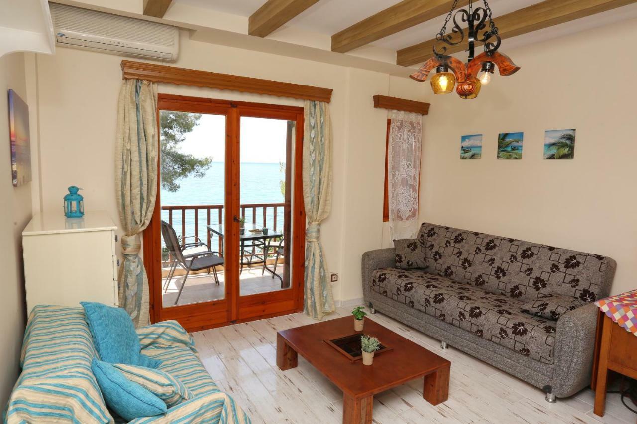 Kyana Big Blue Apartments Agia Paraskevi  Exterior photo