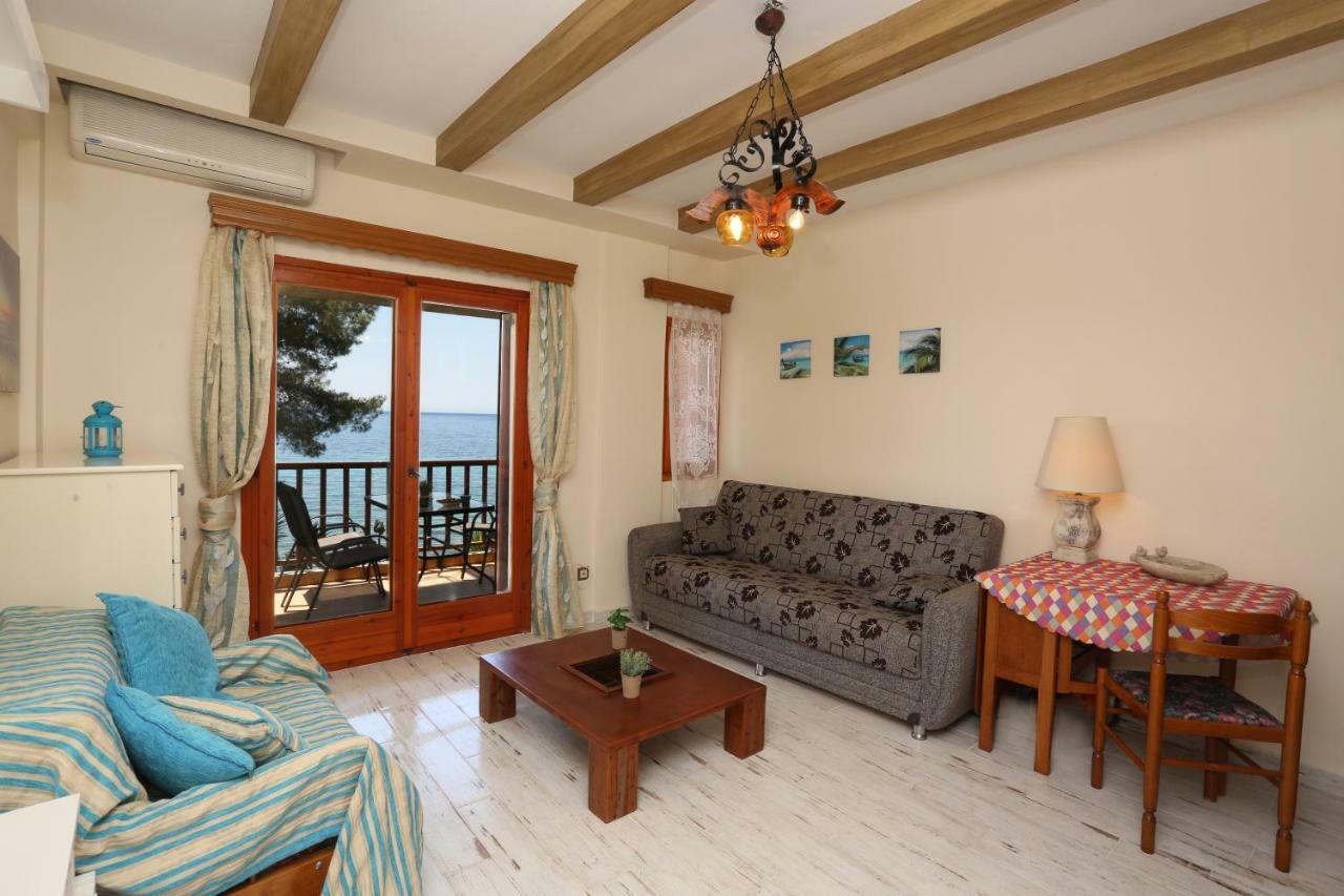 Kyana Big Blue Apartments Agia Paraskevi  Exterior photo