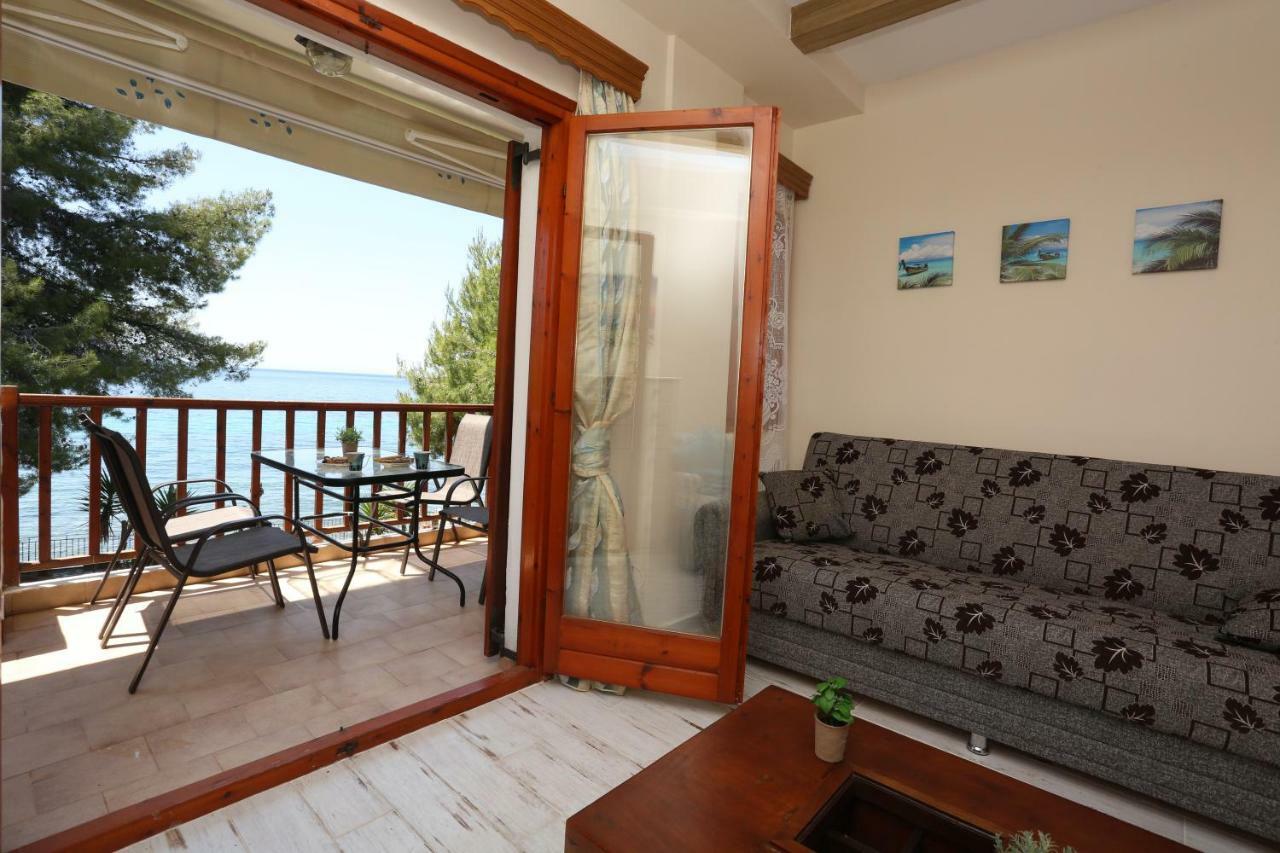Kyana Big Blue Apartments Agia Paraskevi  Exterior photo